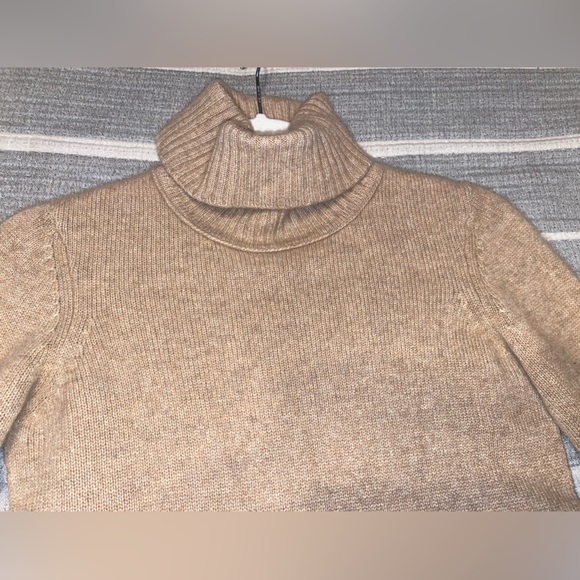 Inhabit Cashmere Turtleneck Sweater - Picture 7 of 15